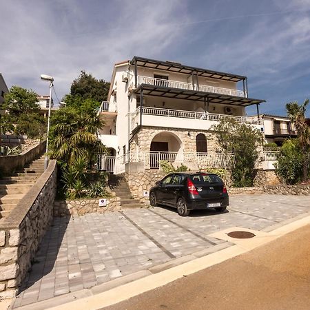 אומיסאליי Apartment Rb מראה חיצוני תמונה