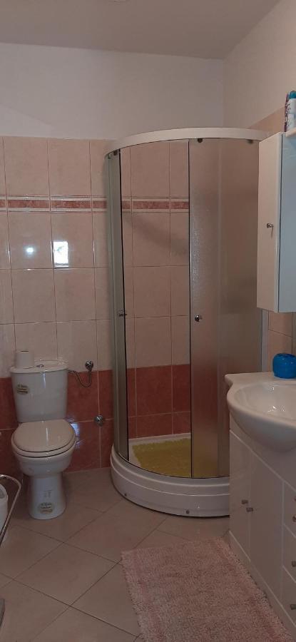 אומיסאליי Apartment Rb מראה חיצוני תמונה