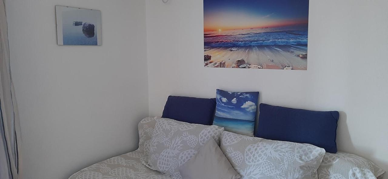 אומיסאליי Apartment Rb מראה חיצוני תמונה