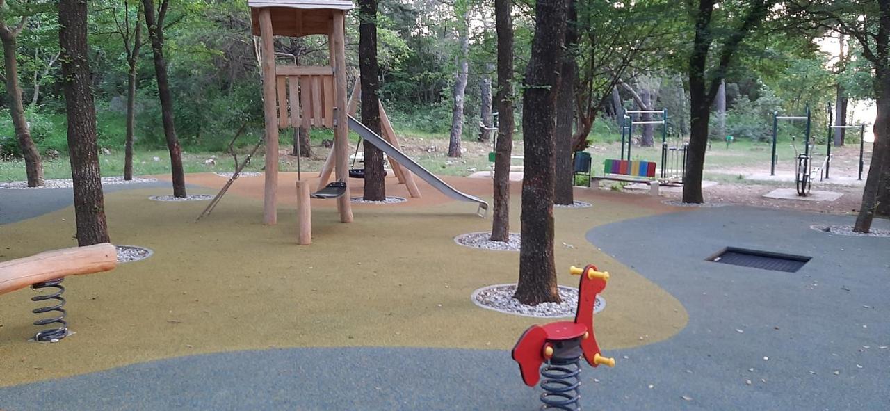 אומיסאליי Apartment Rb מראה חיצוני תמונה