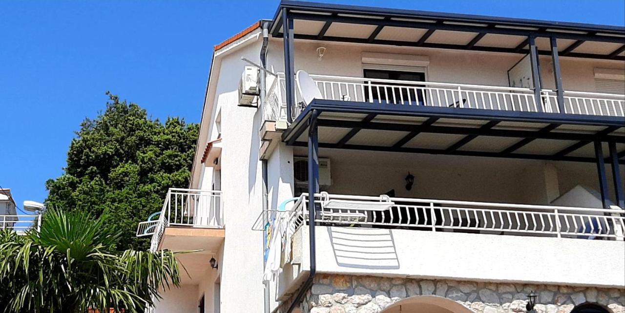 אומיסאליי Apartment Rb מראה חיצוני תמונה
