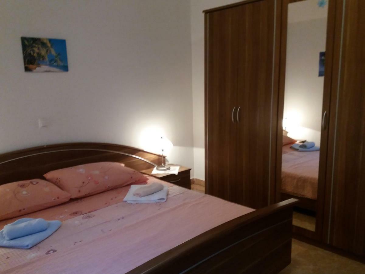 אומיסאליי Apartment Rb מראה חיצוני תמונה